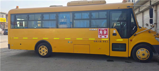 二手宇通幼兒園校車(chē)