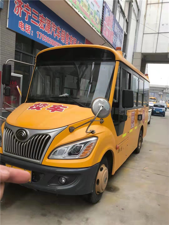 二手宇通校車(chē)