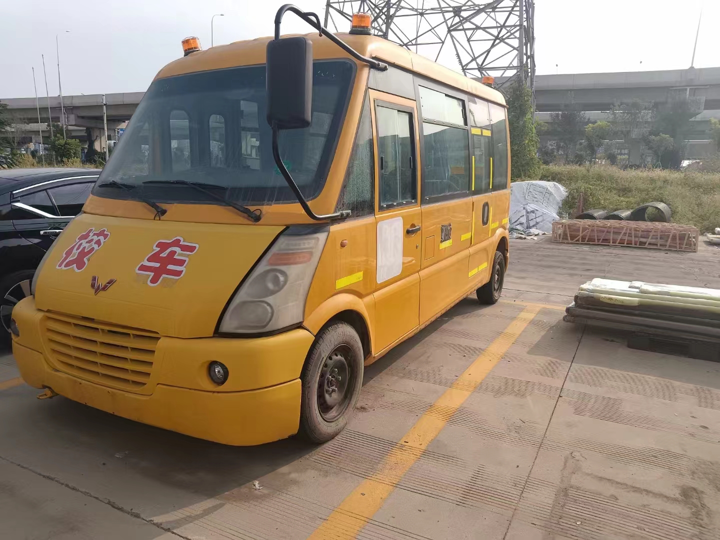 五菱幼兒園校車(chē)